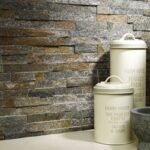 حجر لون لامع